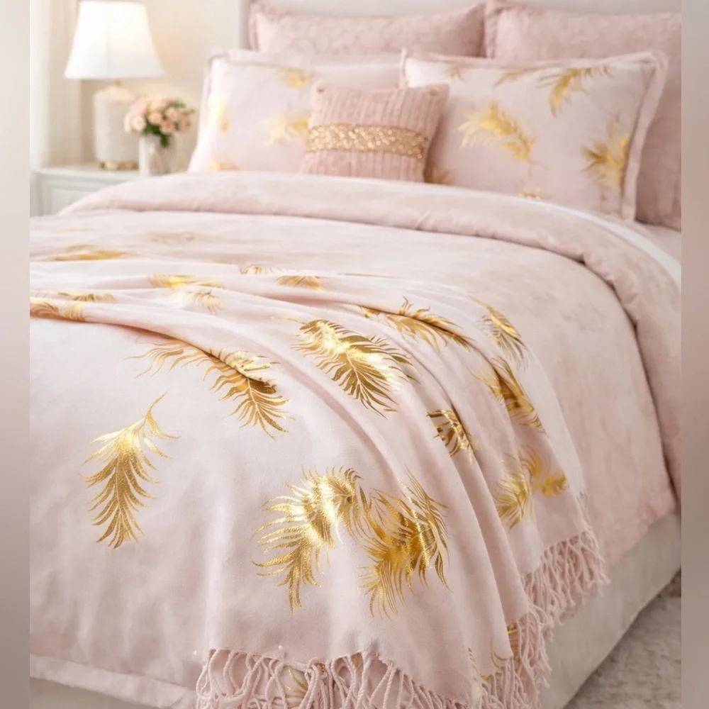 Magaschoni Decorative Throw in Blush and Gold NWT